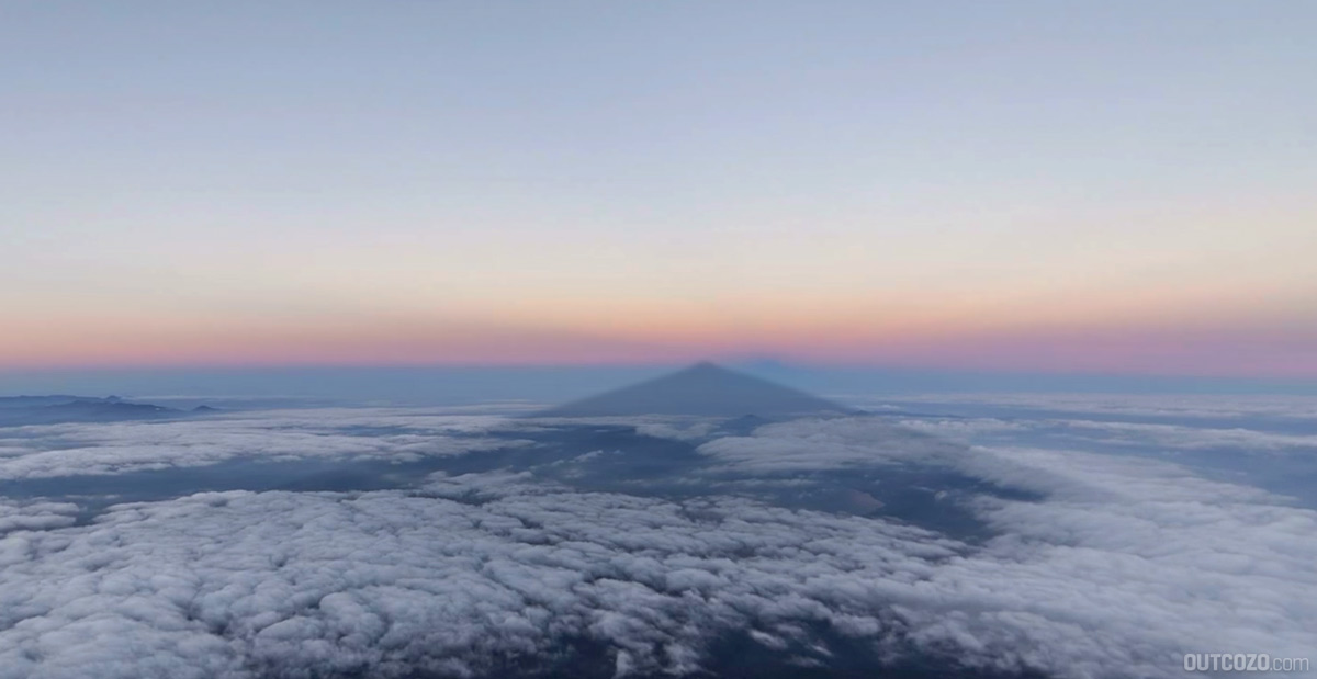 Sonnenuntergang auf dem Mount Fuji in Japan